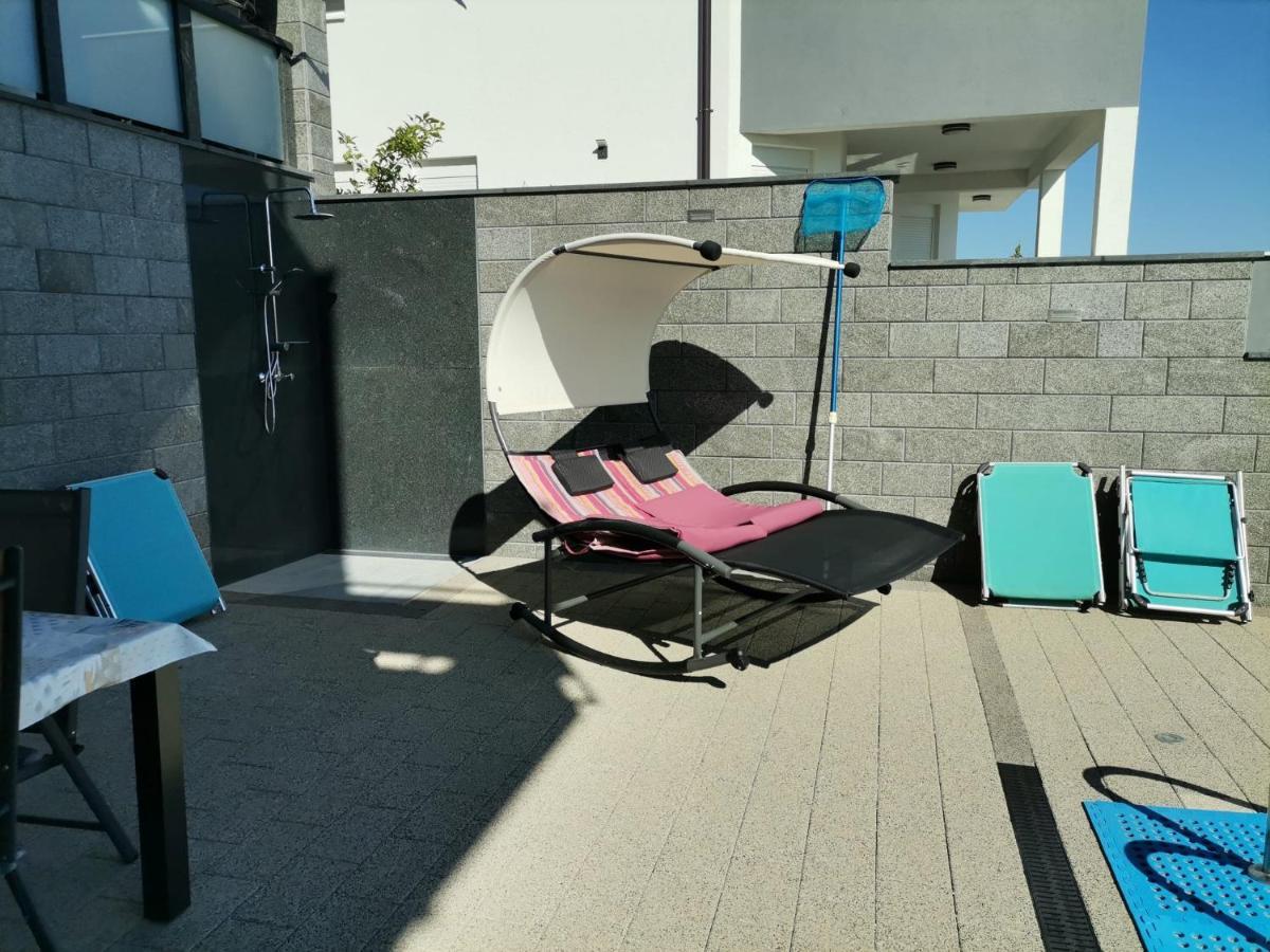 Apartment Ruza - Pool Donji Seget Extérieur photo